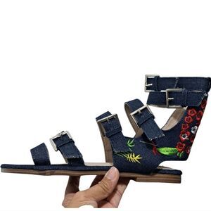 Vintage Havana Nina Black Denim Floral Embroidered Gladiator Sandal Size 8 Blue